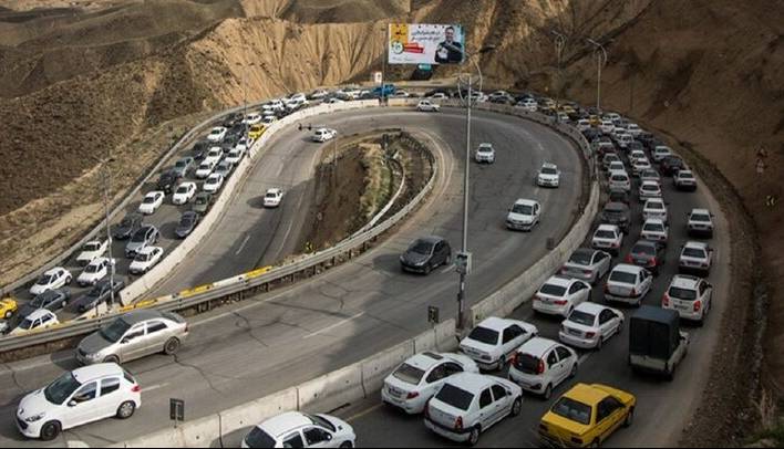 جاده چالوس یک‌طرفه شد؛ احتمال اعمال محدودیت تردد در روز طبیعت