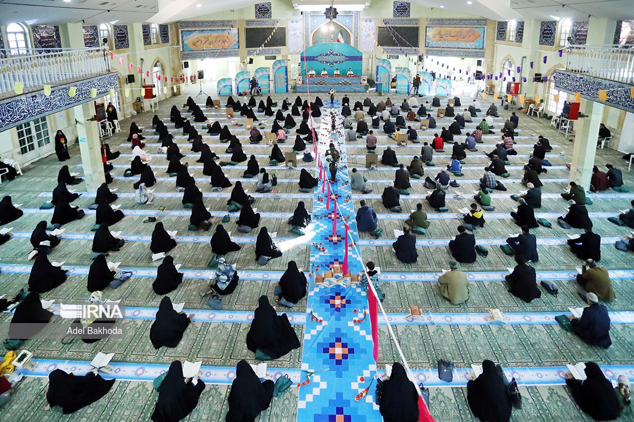 جزء خوانی قرآن کریم در همدان