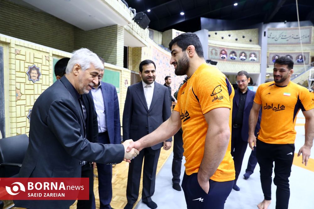 عکس/ بازید وزیر ورزش و جوانان از کمپ تیم ملی کشتی