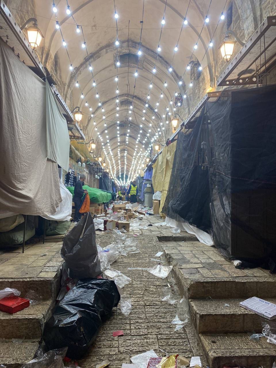 عکس/ تخریب بازار قطانین در نزدیکی مسجد الاقصی توسط تروریست‌های صهیونیست  