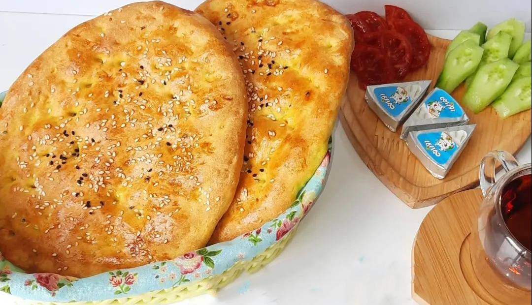 طرز تهیه نان خانگی مناسب افطار ساده و خوشمزه و نرم با خمیر مایه طرز تهیه نان خانگی مناسب افطار ساده و خوشمزه و نرم با خمیر مایه