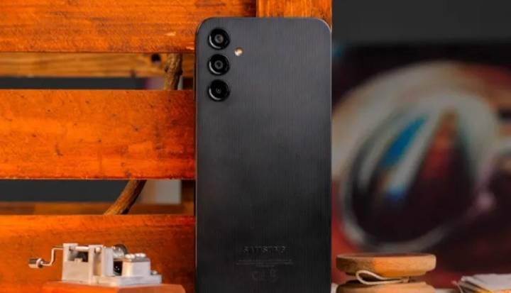 این خوش‌قیمت‌ترین گوشی دنیا است؟