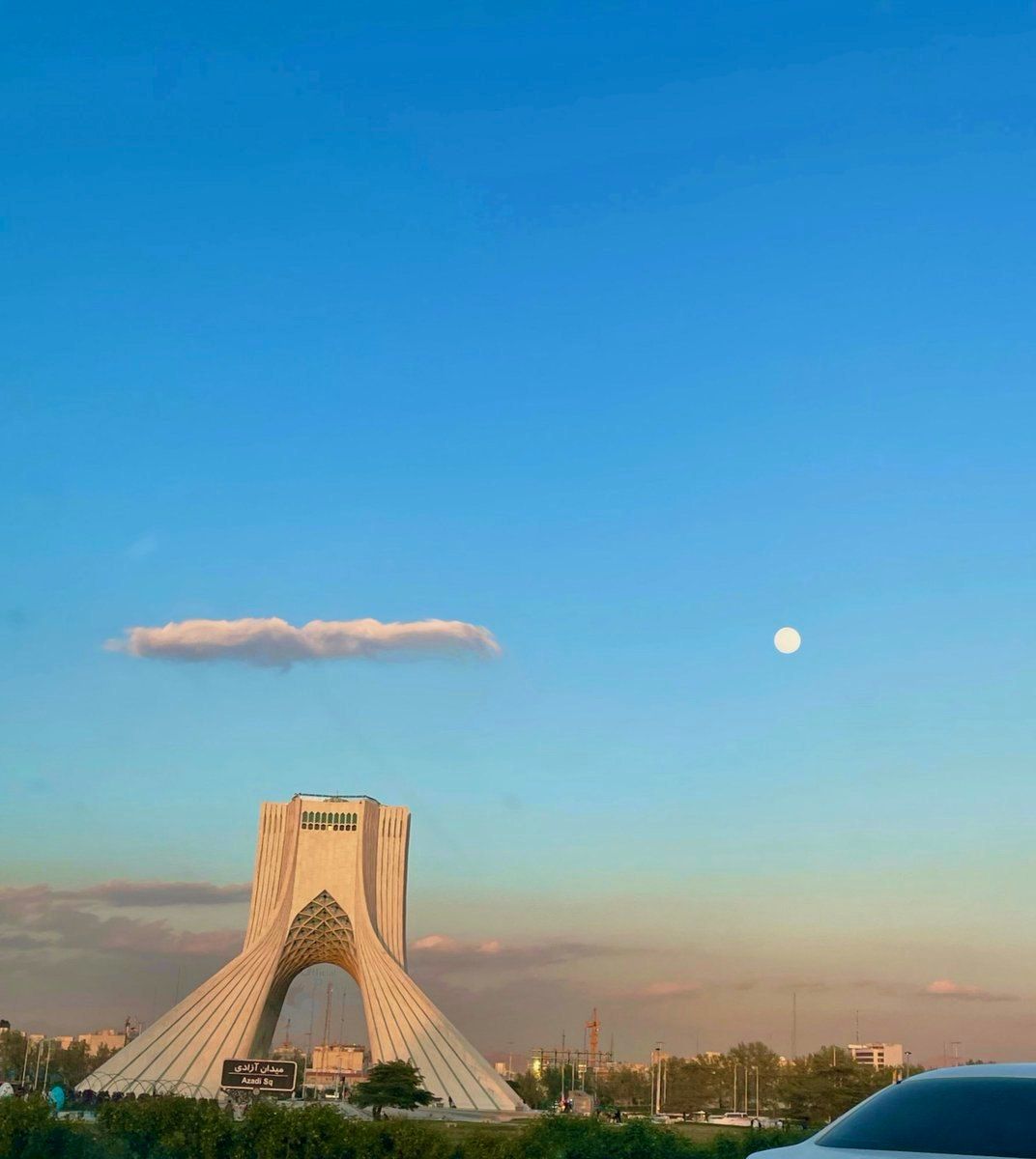 تصویری زیبا از برج آزادی