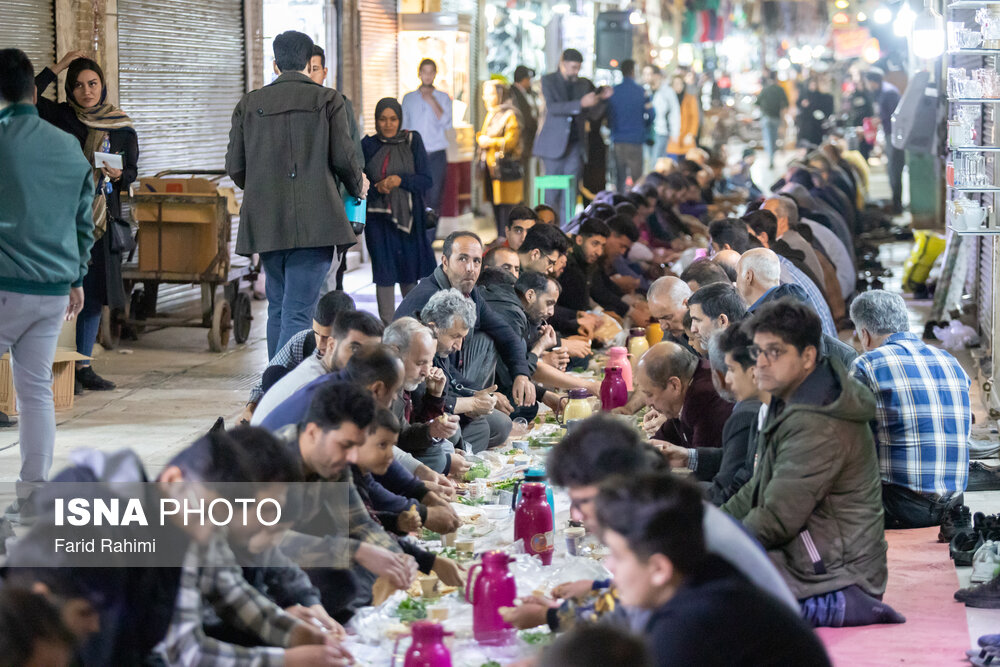 ضیافت افطاری بازاریان اراک