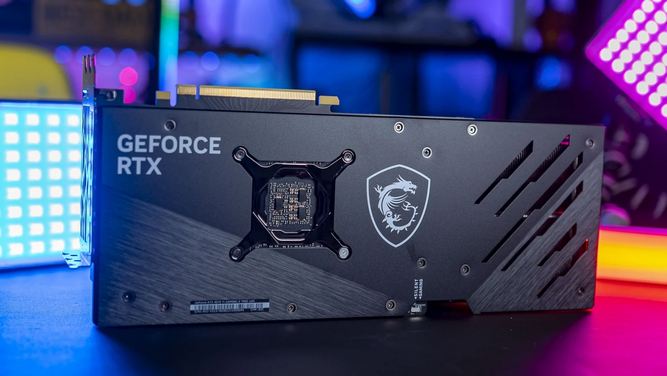 تصاویر کارت گرافیک MSI RTX 4070 با کانکتور 8 و 16 پین منتشر شد