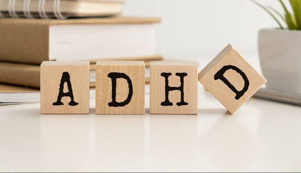 علائم بیش فعالی در بزرگسالان (ADHD) از نگاه علم