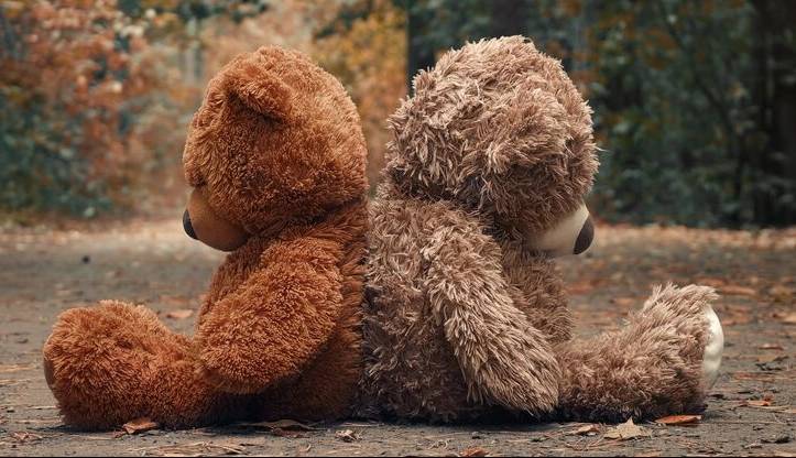 چرا افراد نزدیک، بیشترین صدمه را به ما می زنند؟