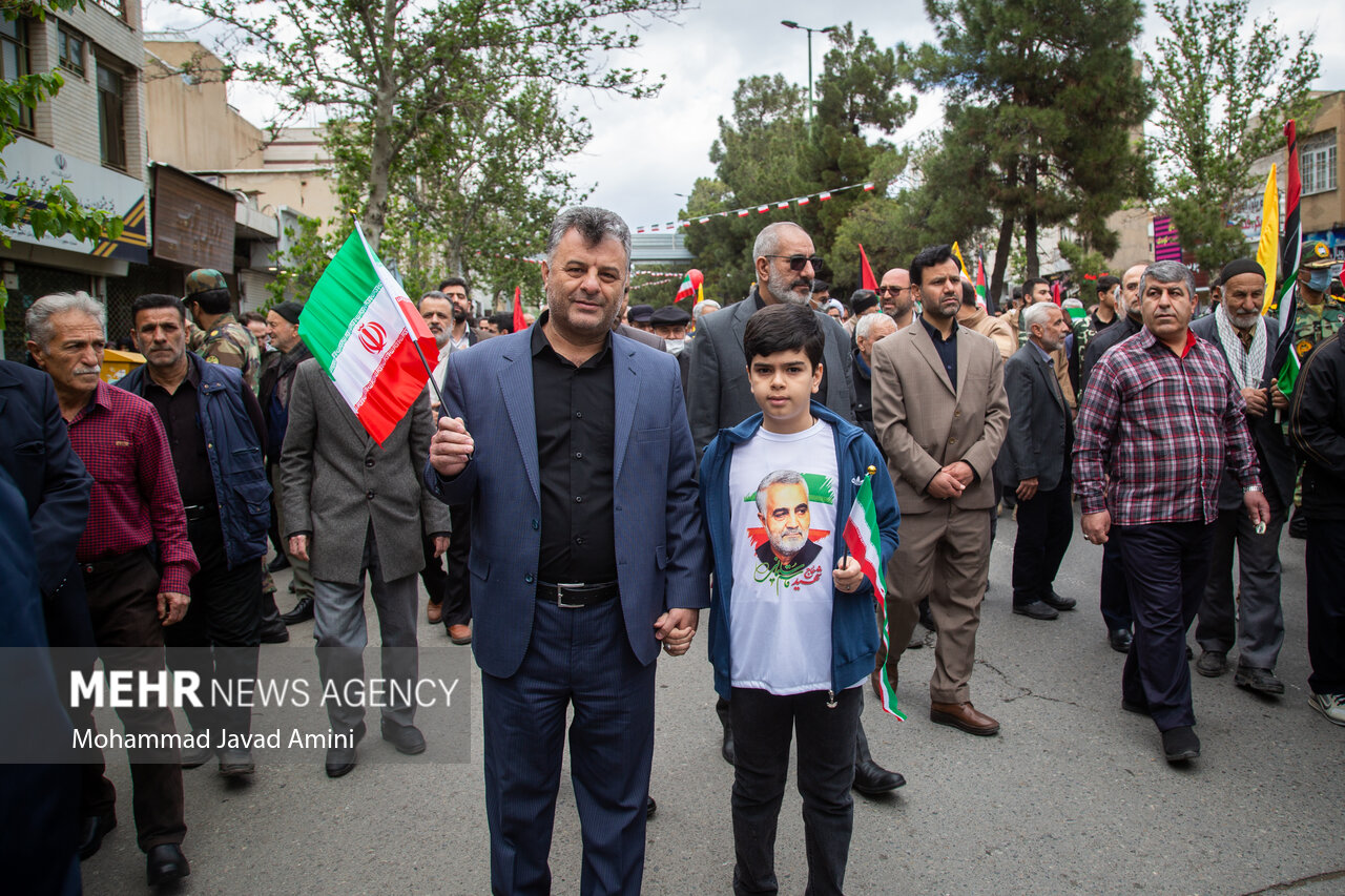 عکس/ حضور متفاوت آدمک ترامپ در راهپیمایی روز قدس