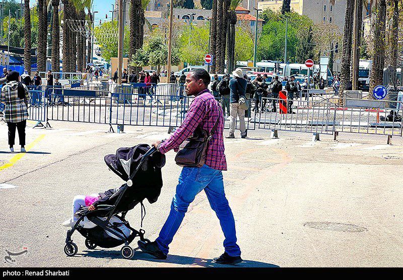 عکس/ حضور فلسطینیان در مسجدالاقصی همزمان با روز جهانی قدس