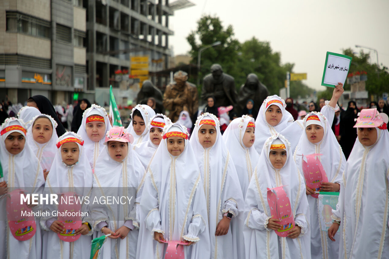 عکس/ جشن بزرگ روزه اولی‌ها در مشهد