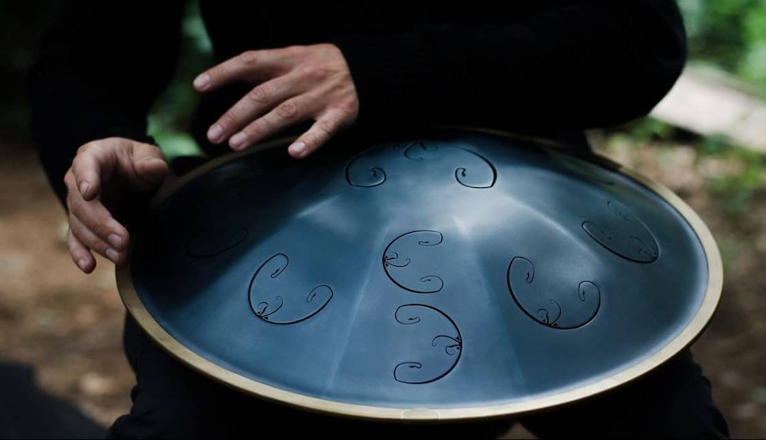 موسیقی بی کلام «تنها» کاری از آهنگساز روسی