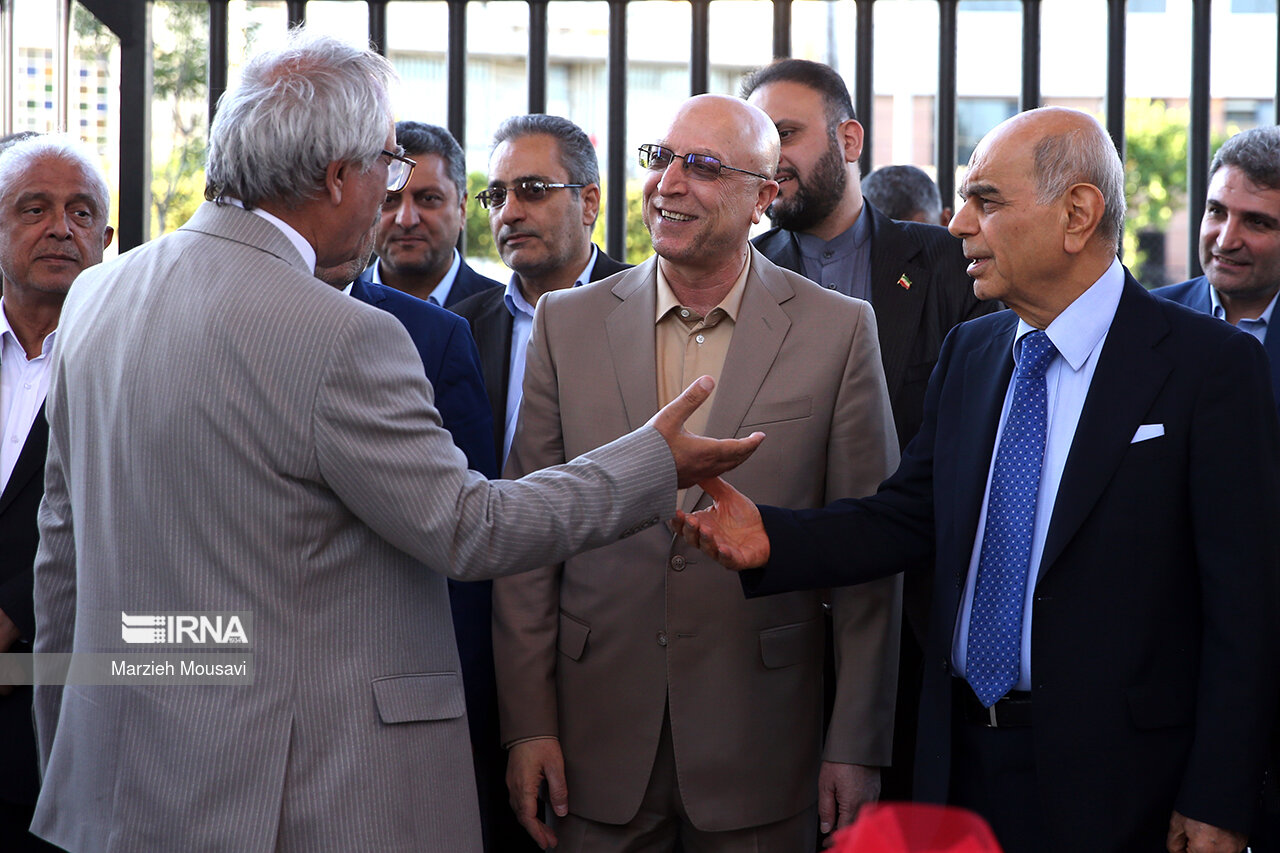 رونمایی از سردر دانشکدگان مدیریت در دانشگاه تهران 