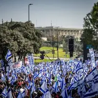 نظرسنجی اسرائیلی برتری گانتس بر نتانیاهو را نشان داد