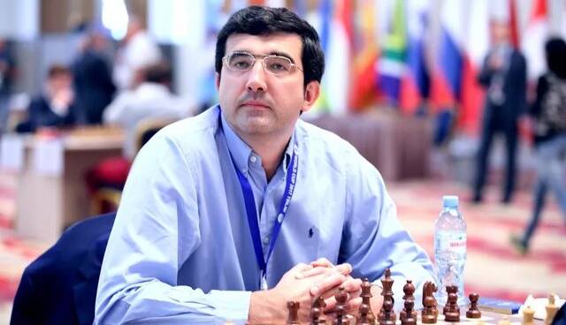 کرامنیک روس گزینه هدایت تیم ملی شطرنج 