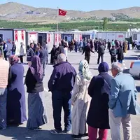 اخذ آرای ۹ میلیون واجد شرایط مناطق زلزله زده ترکیه در کانکس‌ها آغاز شد