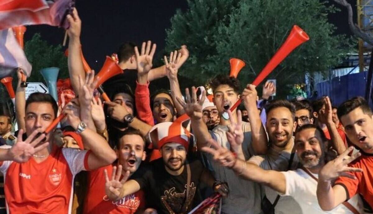 از حرام بودن شادی برای تیم ملی تا حلال بودن شادی برای قهرمانی پرسپولیس