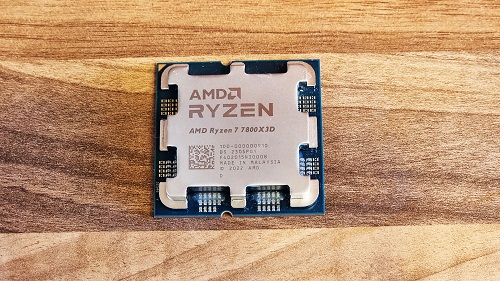 پردازنده گیمینگ AMD Ryzen 7 7800X3D کالبد شکافی شد 