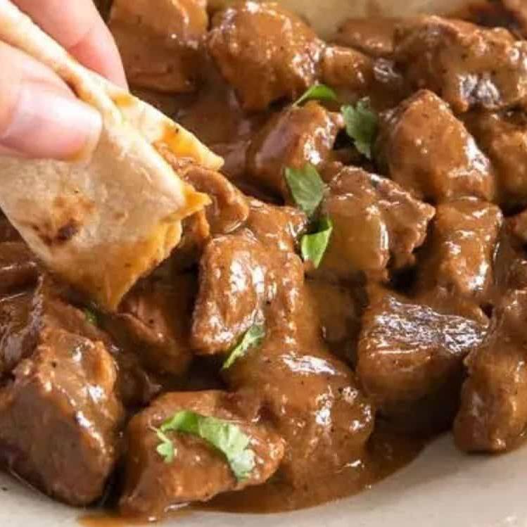 تهیه خوراک به با گوشت تکه ای