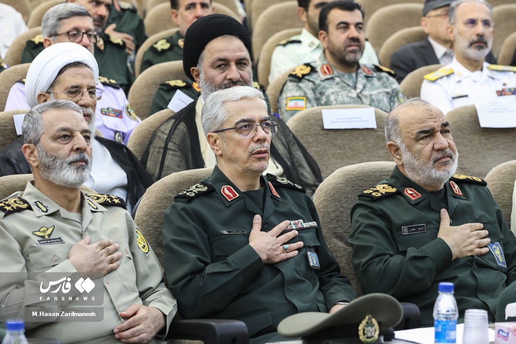 همایش فرماندهان و مسئولان عالی نیرو‌های مسلح