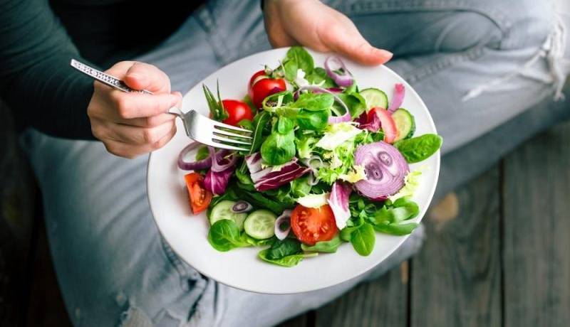 ترتیب خوردن غذا چه اثری روی سلامت ما دارد؟