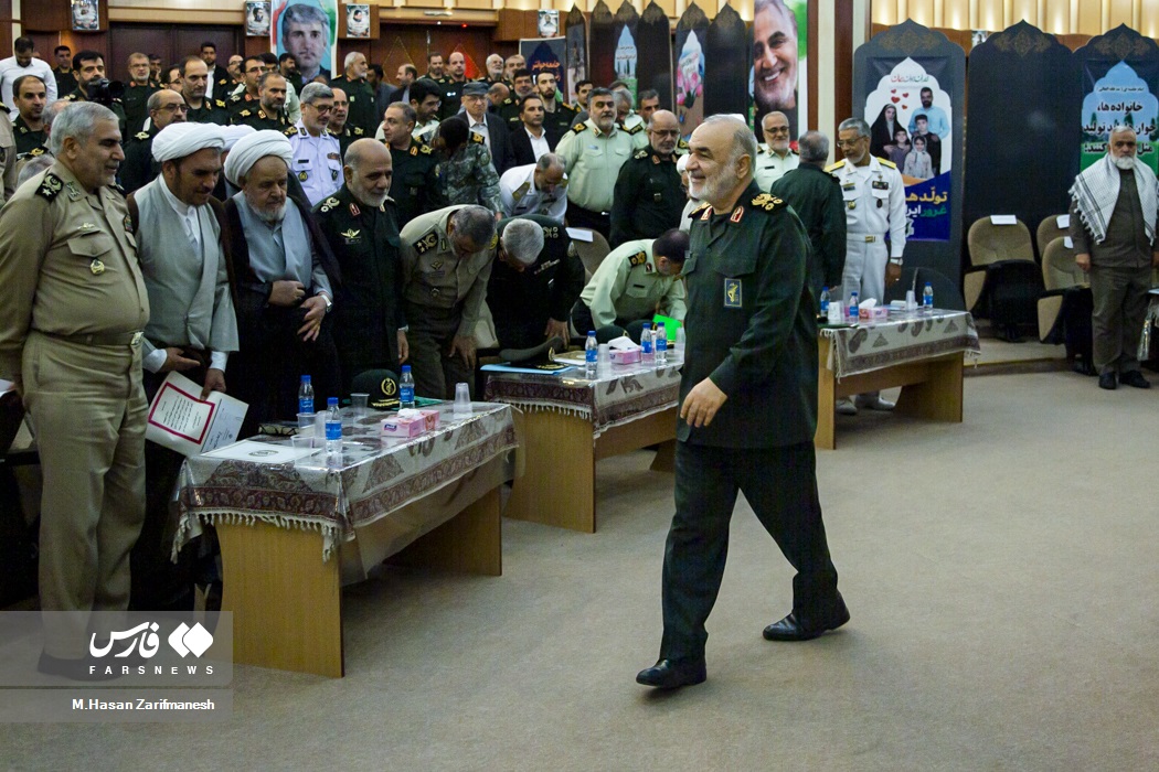 همایش فرماندهان و مسئولان عالی نیرو‌های مسلح