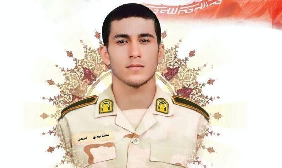تصاویری از منزل سرباز دلاور «محمدمهدی احمدی» ساعاتی پس از اعلام شهادتش