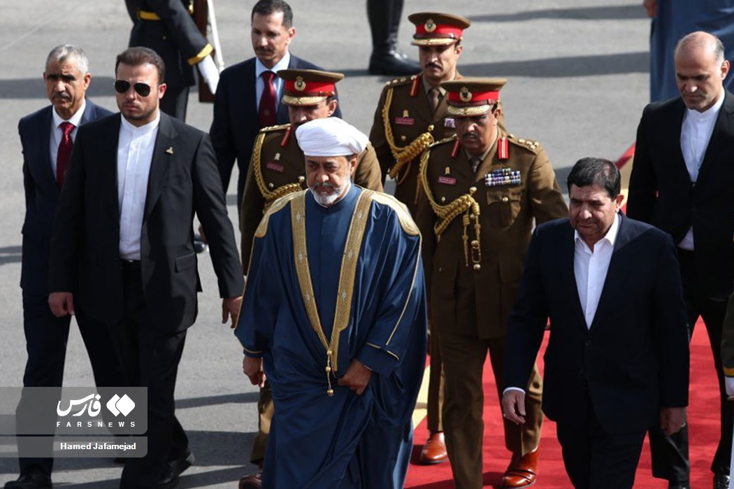 عکس/ ورود سلطان عمان به تهران