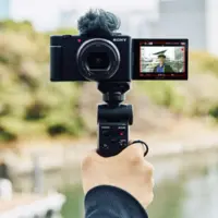 سونی از دوربین 900 دلاری ZV-1 II با لنز عریض‌تر برای ثبت ولاگ رونمایی کرد
