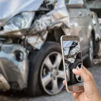 وضعیت عجیب ماشین تصادفی و حرکت با همان وضعیت اسفناک!