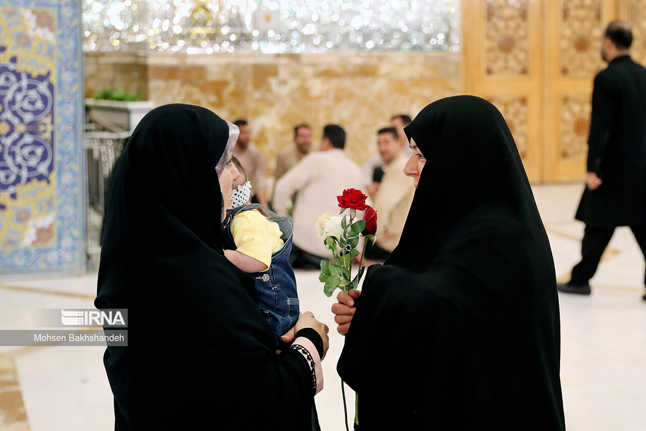 «عقد بالاسر حضرت» در صحن عاشقی