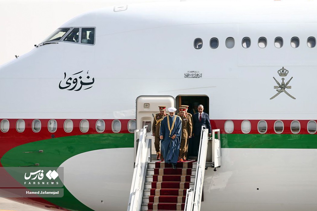 عکس/ ورود سلطان عمان به تهران