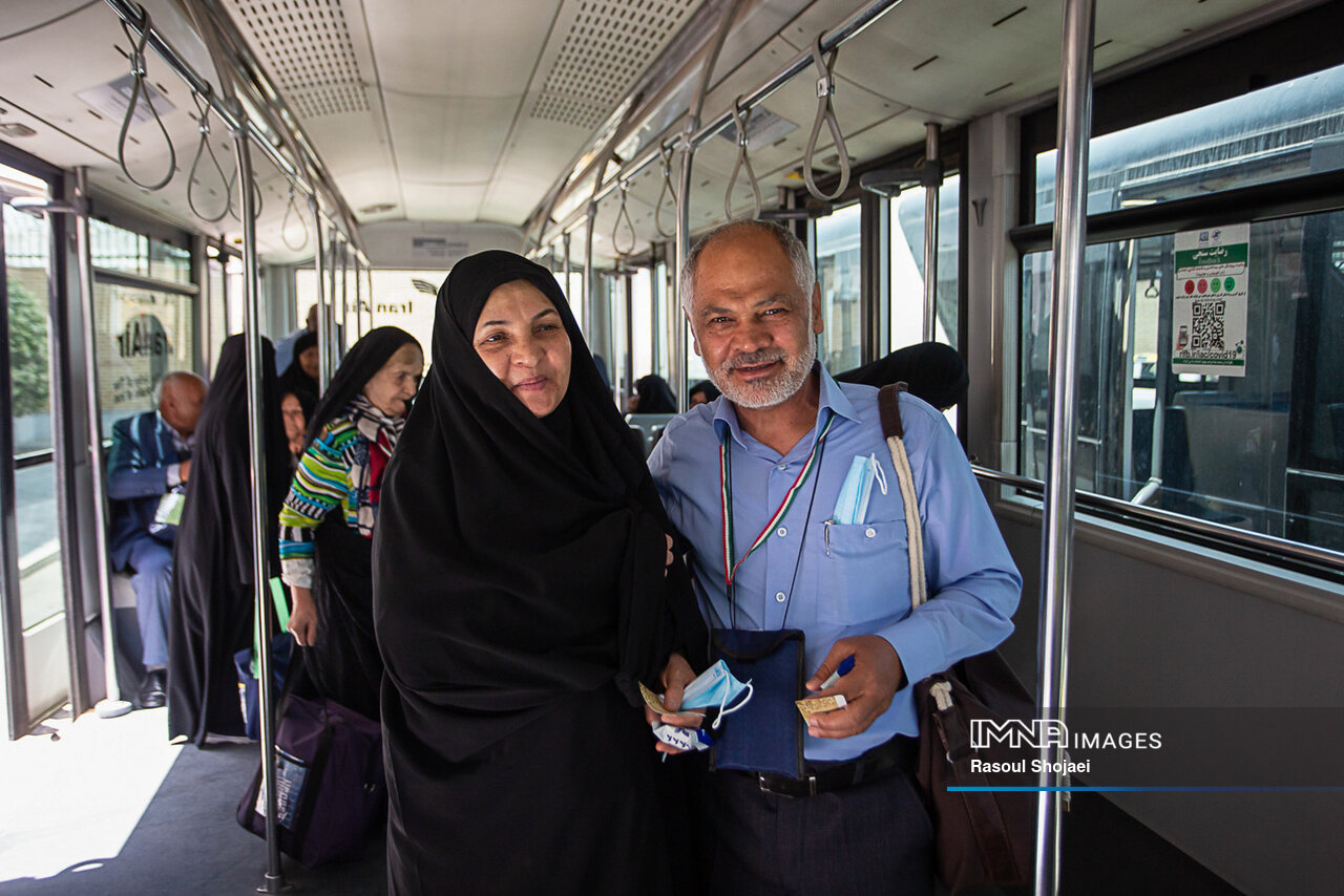 اعزام اولین گروه زائران سرزمین وحی از اصفهان