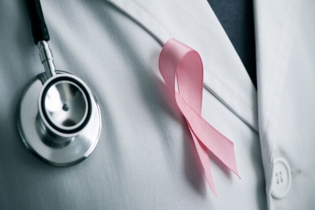 آنچه باید در مورد سرطان پستان بدانیم
