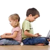 5 نکته مهم برای والدین و قوانین استفاده از فضای مجازی توسط کودکان