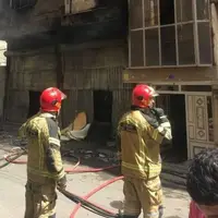 آتش‌سوزی یک مغازه در جنوب تهران خانه‌ای را به آتش کشید