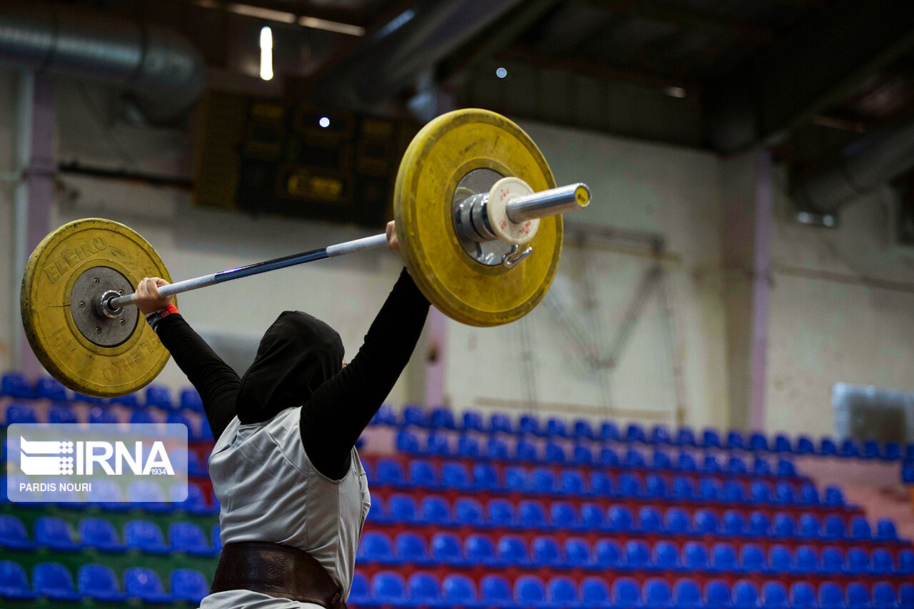 دعوت از 6 وزنه‌بردار جدید به اردوی تیم ملی بانوان
