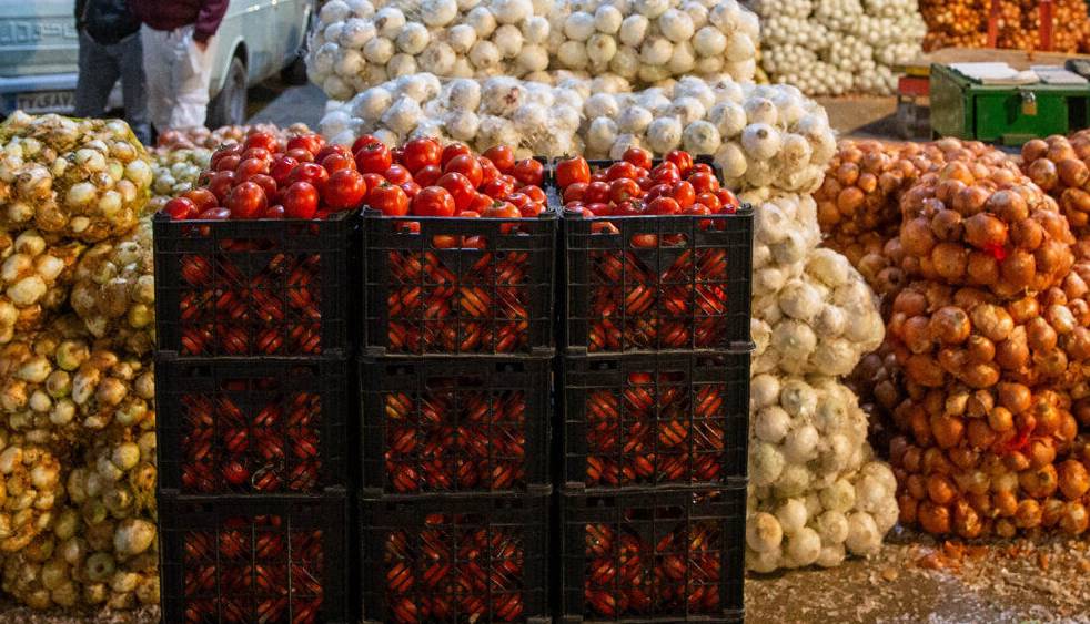 صادرات ۱۰۵ هزار تُن محصولات کشاورزی از مرز مهران به عراق
