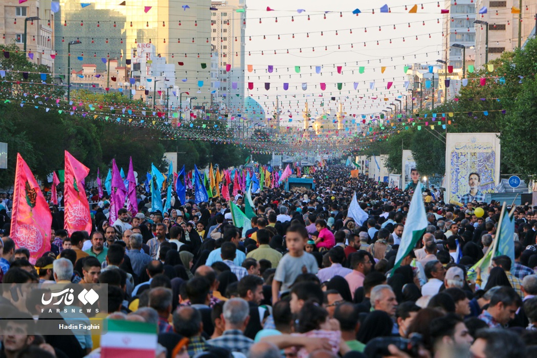 عکس/ جشن بزرگ «امام رضایی‌ها» در مشهد