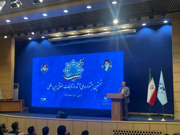وزیر علوم: اگر به همسو کردن منافع ملی با منافع بینالملل توجه کنیم، دنیا حامی ما خواهد بود