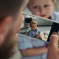 انتشار عکس کودکان در فضای مجازی توسط والدین کار درستی است؟
