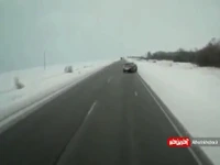 سرخوردن خودرو در جاده برفی
