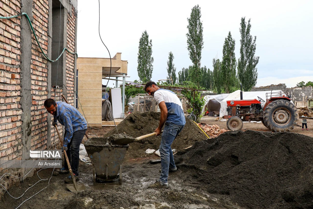 عکس/ بازسازی مناطق زلزله زده خوی
