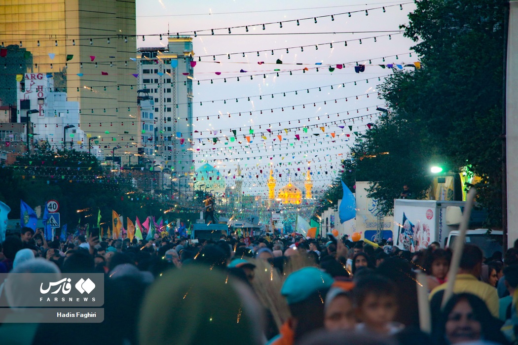 عکس/ جشن بزرگ «امام رضایی‌ها» در مشهد