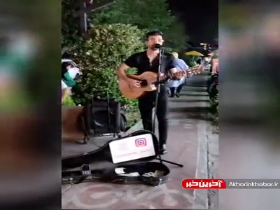 هنرنمایی خواننده خیابانی به گویش لری 