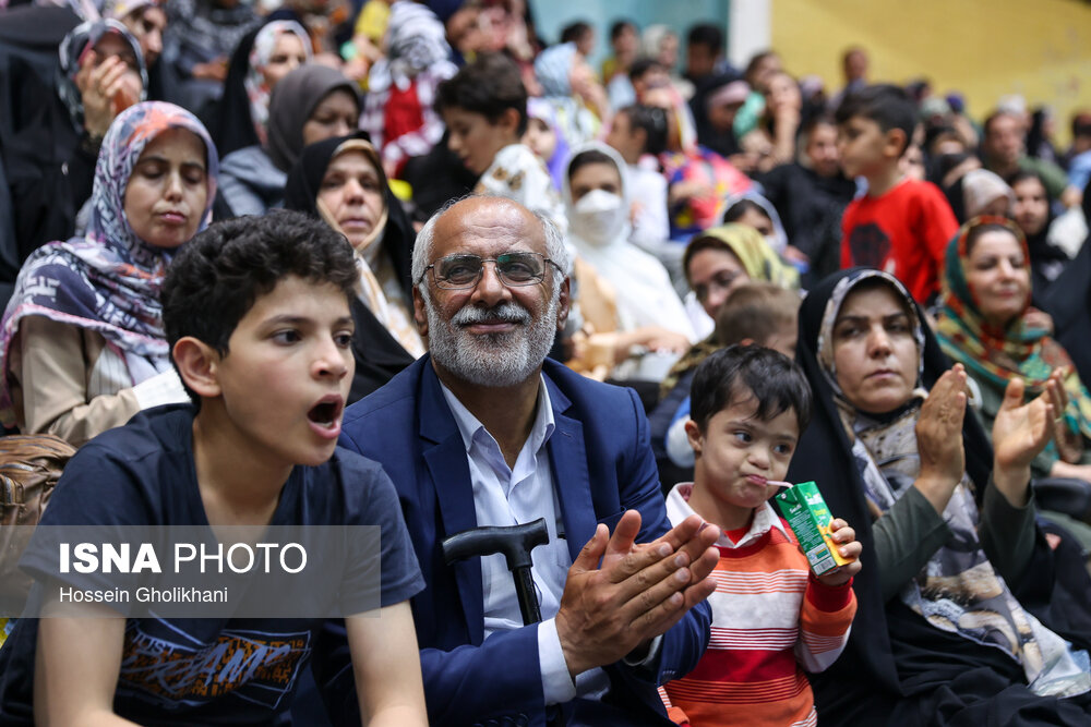 جشن بزرگ مردمی «زیر سایه خورشید» در قزوین
