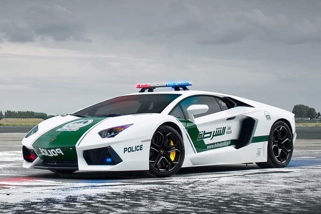 خودروی خارق‌العاده پلیس دبی با صفر تا صد ۲.۹ ثانیه!