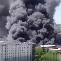 آتش‌سوزی یک مرکز تولید لباس در پاریس