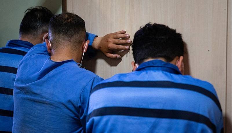 شناسایی و انهدام باند 4 نفره سارقان منزل در بندرعباس