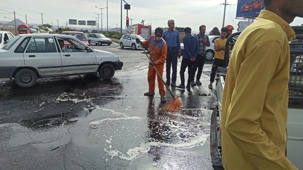 ویدئو/ بی‌احتیاطی راننده شوتی در بیرجند حادثه آفرید