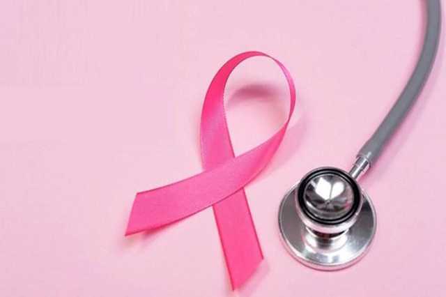  علائم اصلی سرطان سینه